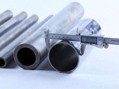 使用精密管有專家現場指導服務，施工無憂！